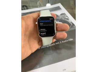 Apple Watch ️ serie 4 nike 44 mm