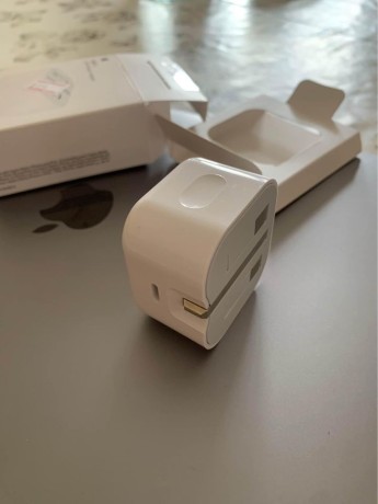chargeur-iphone-type-c-20w-original-by-apple-big-0