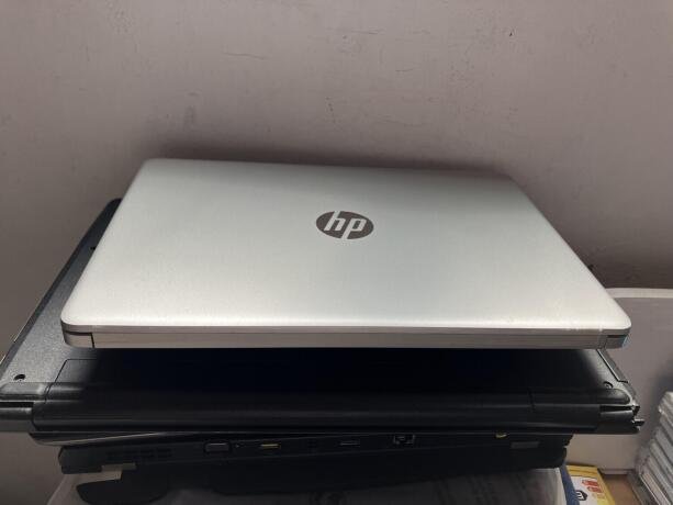 hp-laptop-14-i3-gen-7-big-3