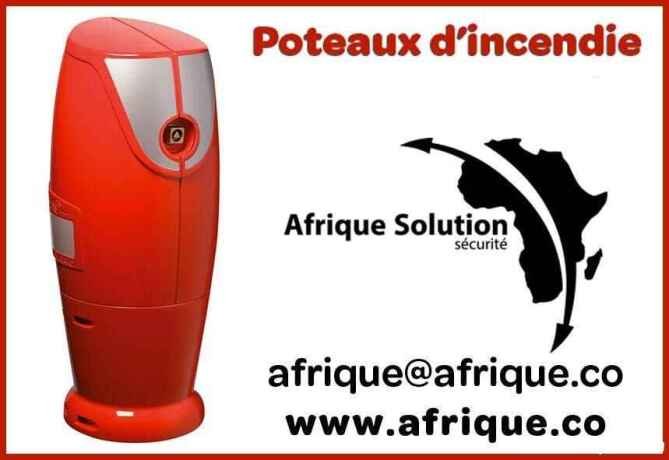 maroc-borne-et-poteau-dincendie-hydrant-larache-big-3