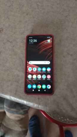 vente-un-tel-poco-x3-pro-big-0