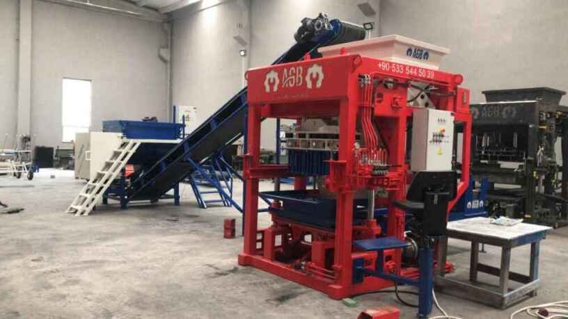 machine-a-parpaing-prix-big-1