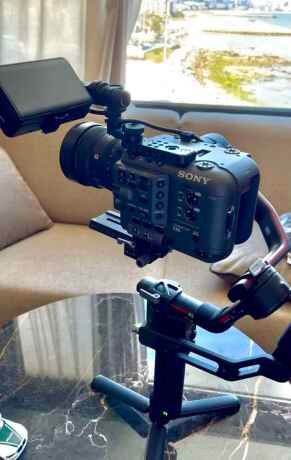 sony-fx6-avec-136h-big-1